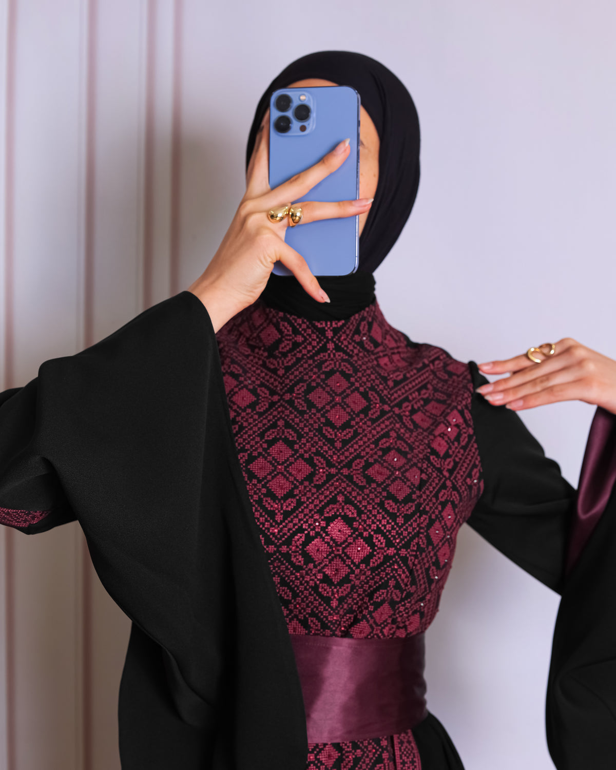 Black/Burgundy Full Tatreez Abaya