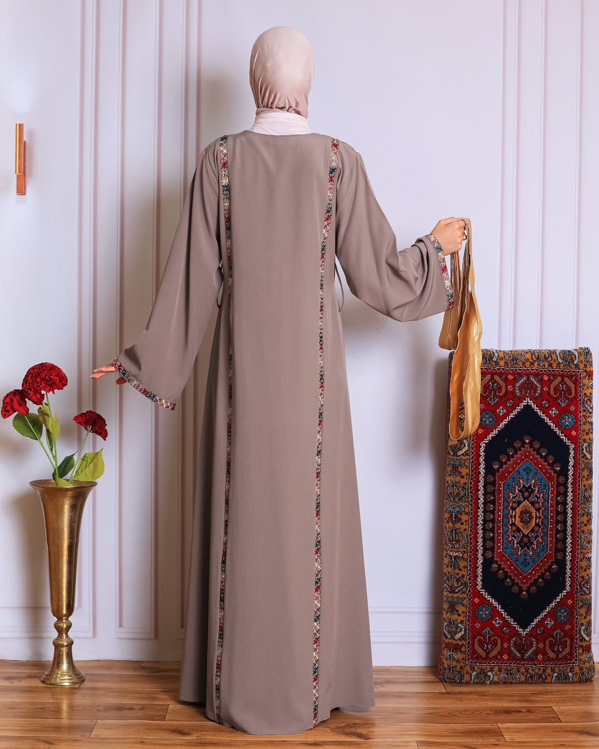 Taupe/mauve tatreez abaya
