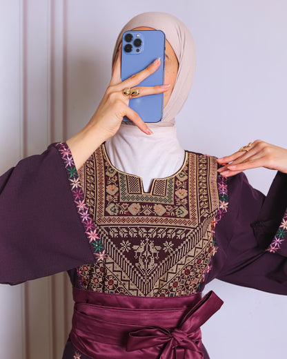Plum tatreez abaya