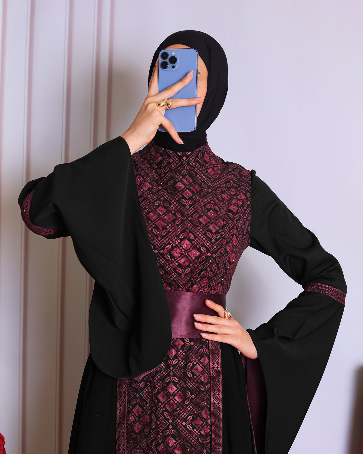 Black/Burgundy Full Tatreez Abaya