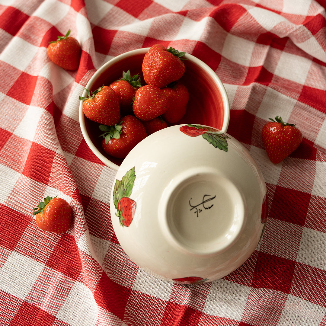 Strawberry Bowl (15cm)