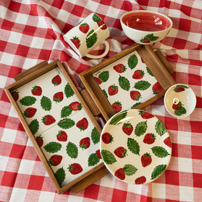 Strawberry Bowl (9cm)